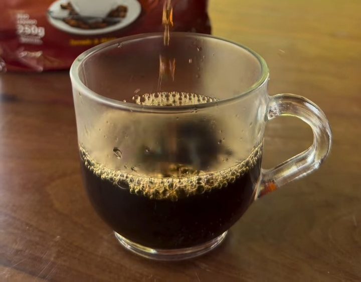 Café da Rafa passado na xícara